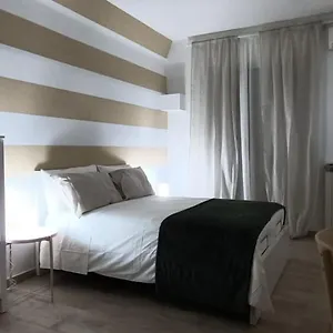 Fifth Floor Italie