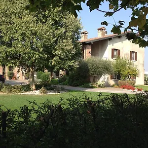  Bed & Breakfast Le Rondini Italia